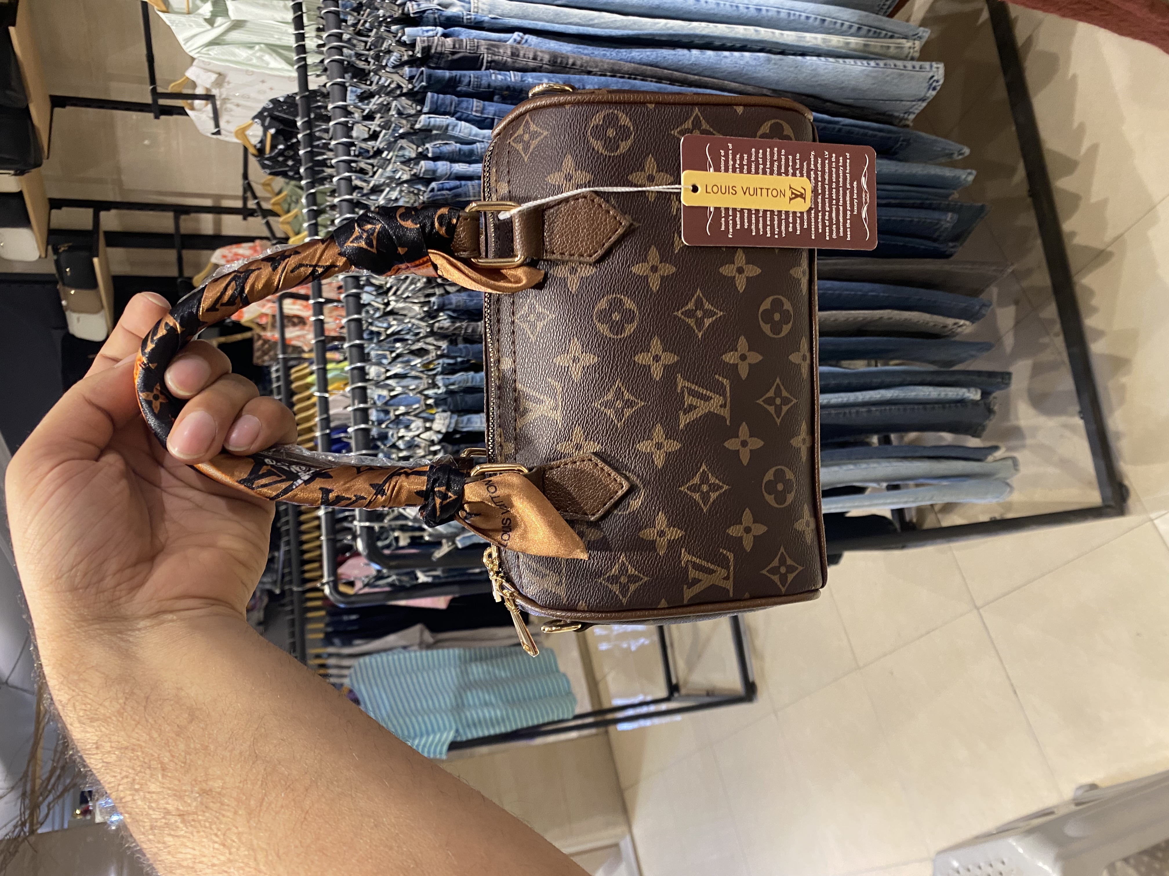 کیف زنانه برند LV کد 19834 مزون دیبا یزد