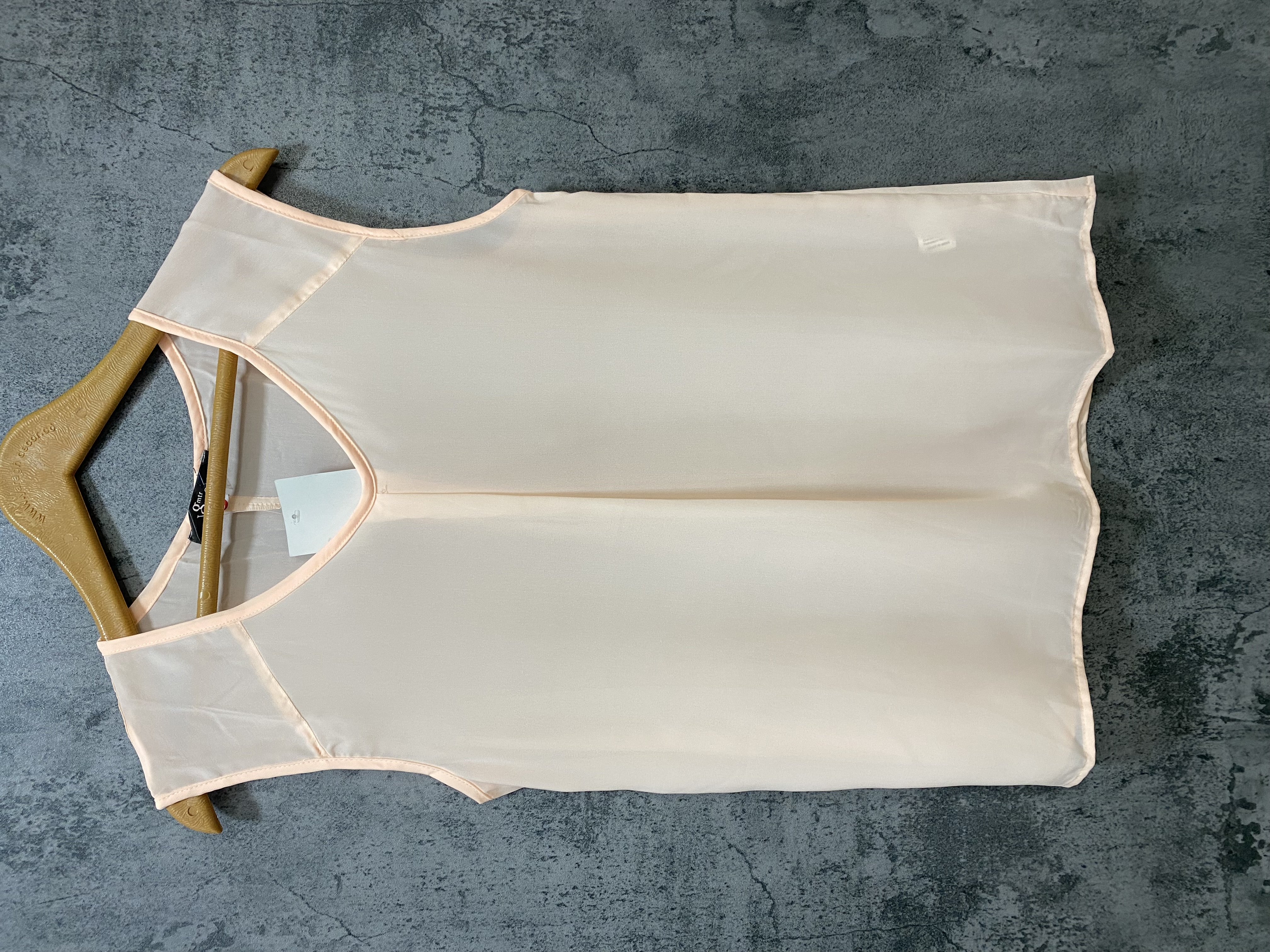 تاپ حریر زنانه رنگ گلبهی کد 49
