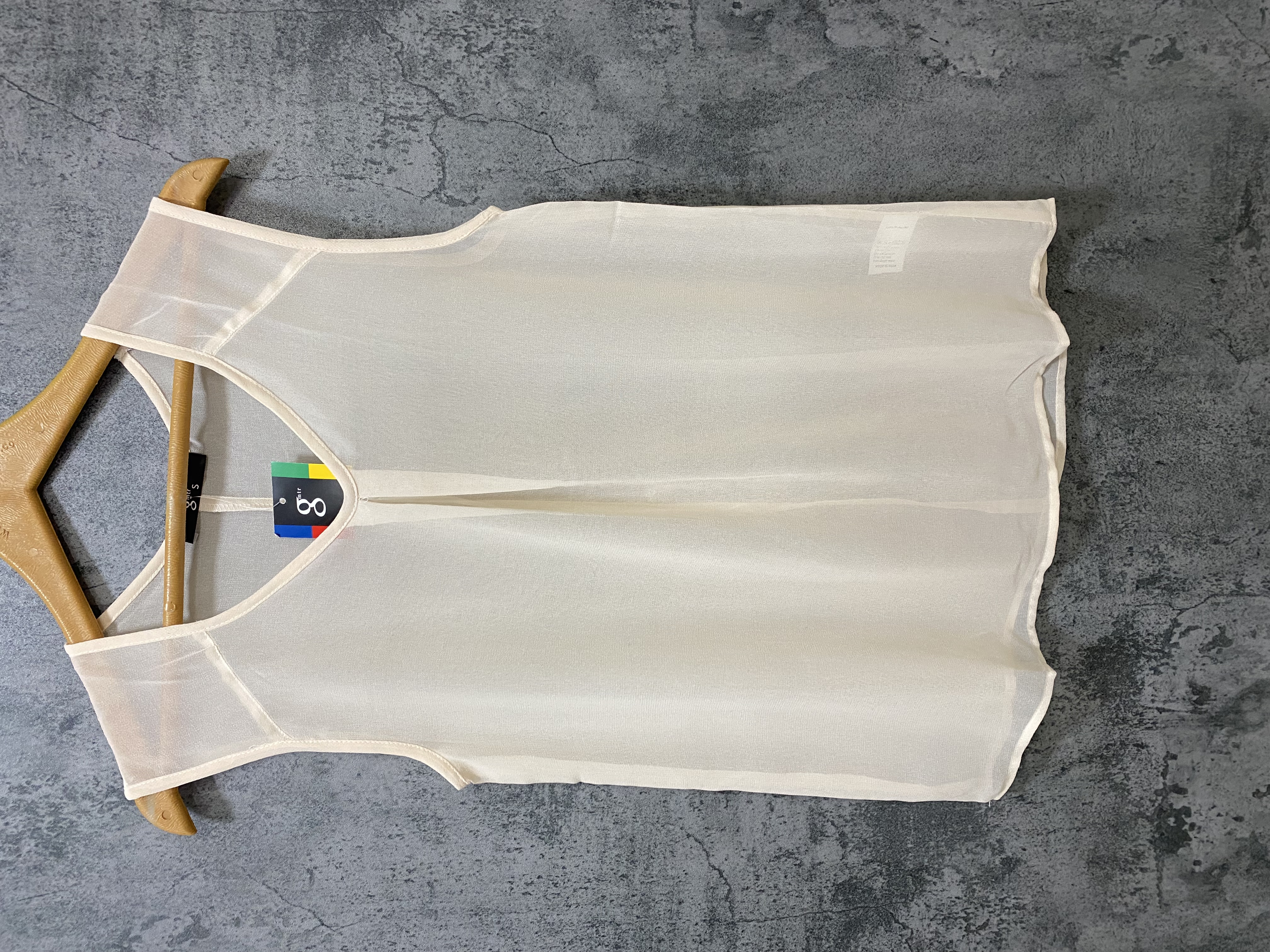 تاپ حریر زنانه رنگ کرمی کد 54