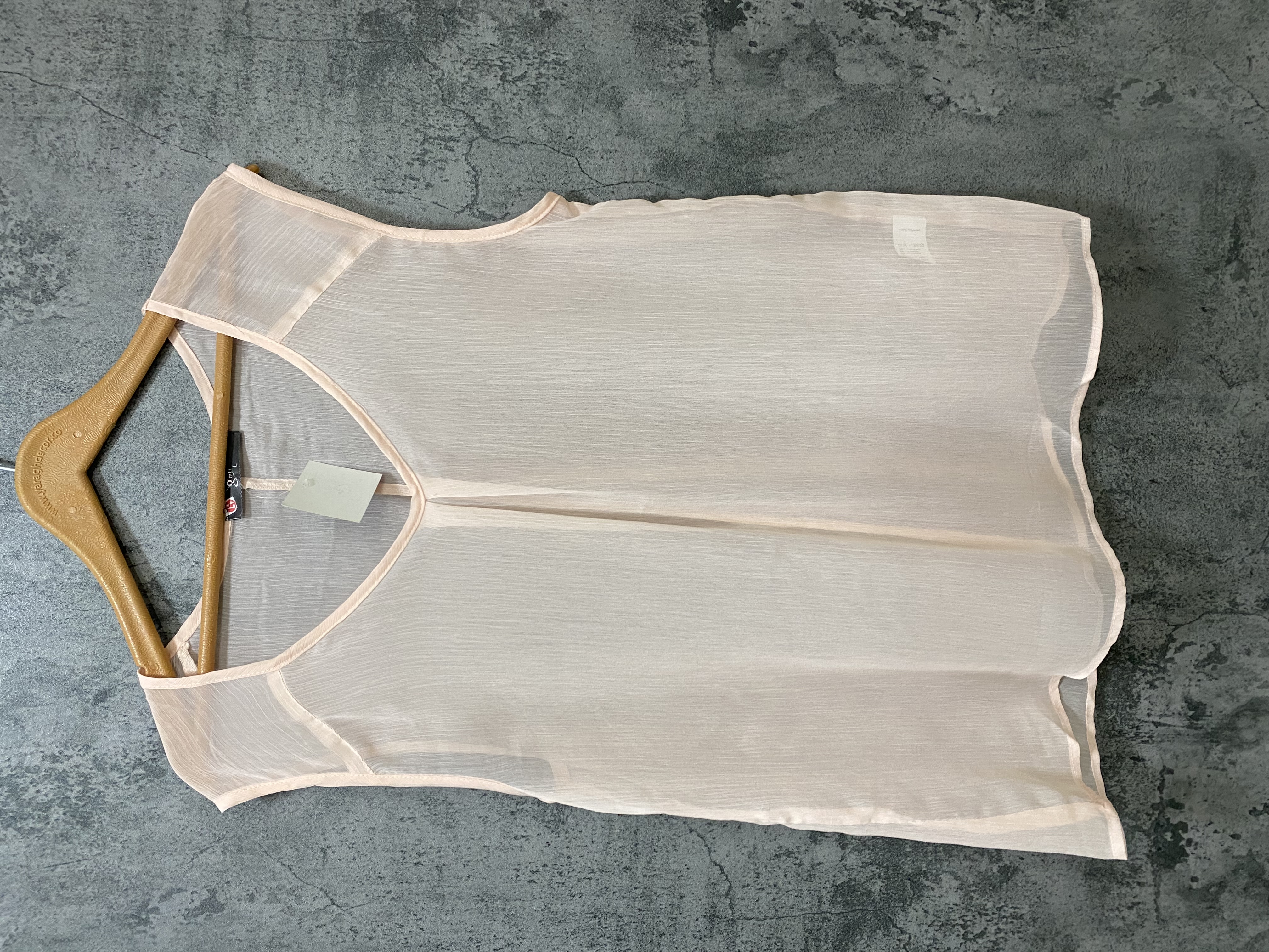 تاپ حریر زنانه رنگ صورتی پاستیلی کد 63