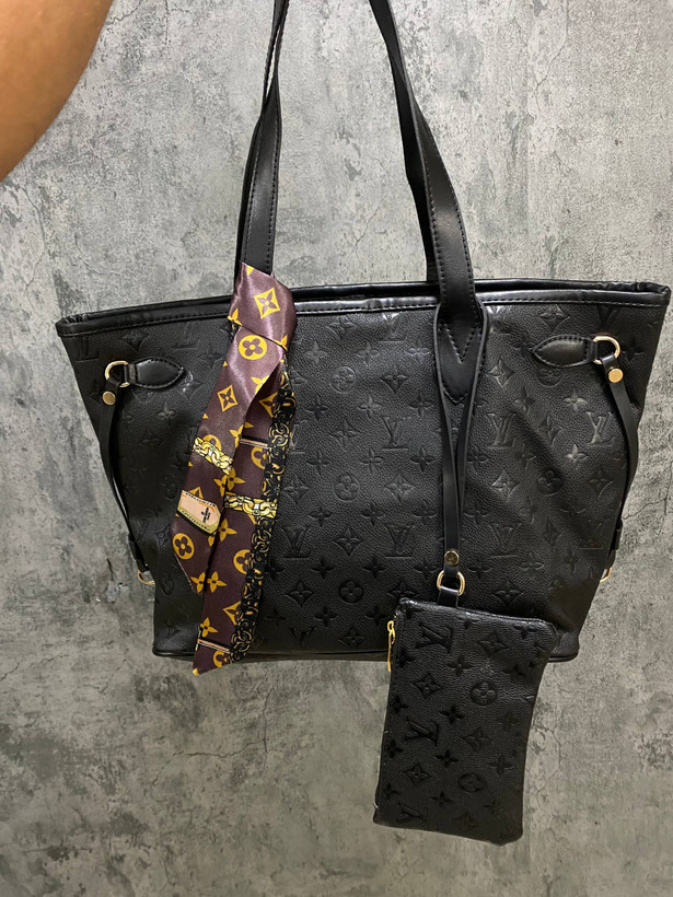 کیف دو تکه زنانه سایز بزرگ با کیف دستی ست طرح LV کد 1288