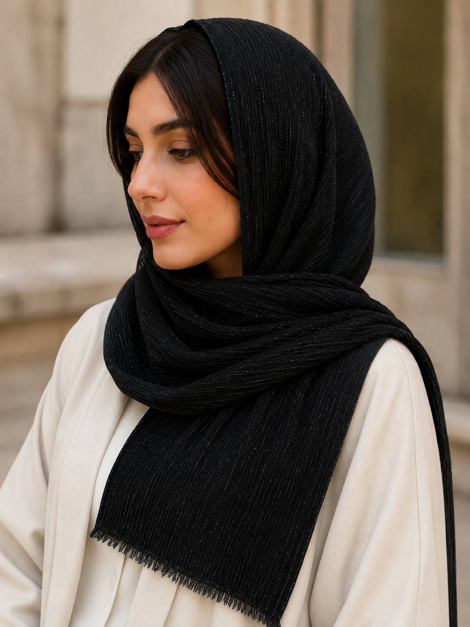 شال نخی زنانه شاین‌دار پیلی‌دار پایین ریش